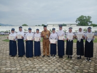 Upacara Bendera Awal Semester 2 di SMP Negeri 1 Kragan: Menyongsong Tahun Ajaran dengan Semangat Baru